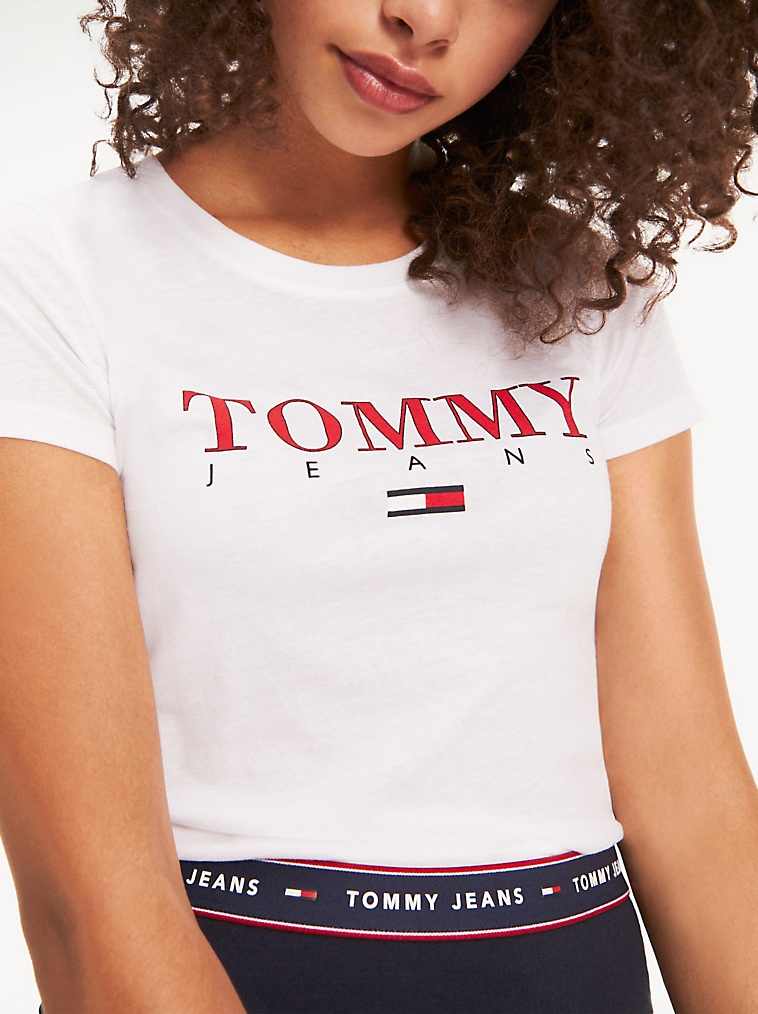 Camiseta-y-camisetas-sin-mangas-para-mujer-TOMMY-JEANS-DW0DW07524-ESSENTIAL-YA2-CLASSIC-WHITE.jpg_q50 (1)