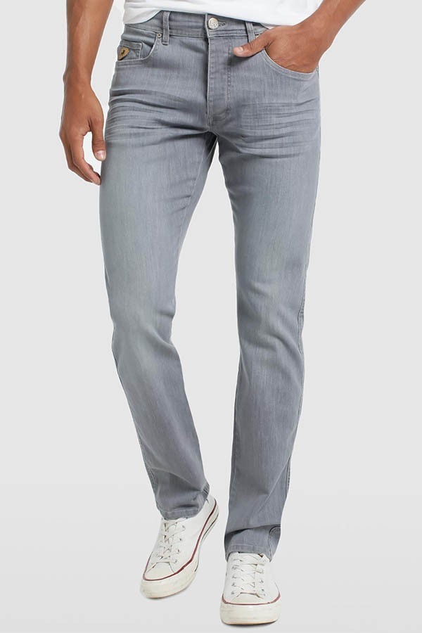 Vaquero_negro_hombre__124__Lois__124__Marvin_ly_Evan_EA